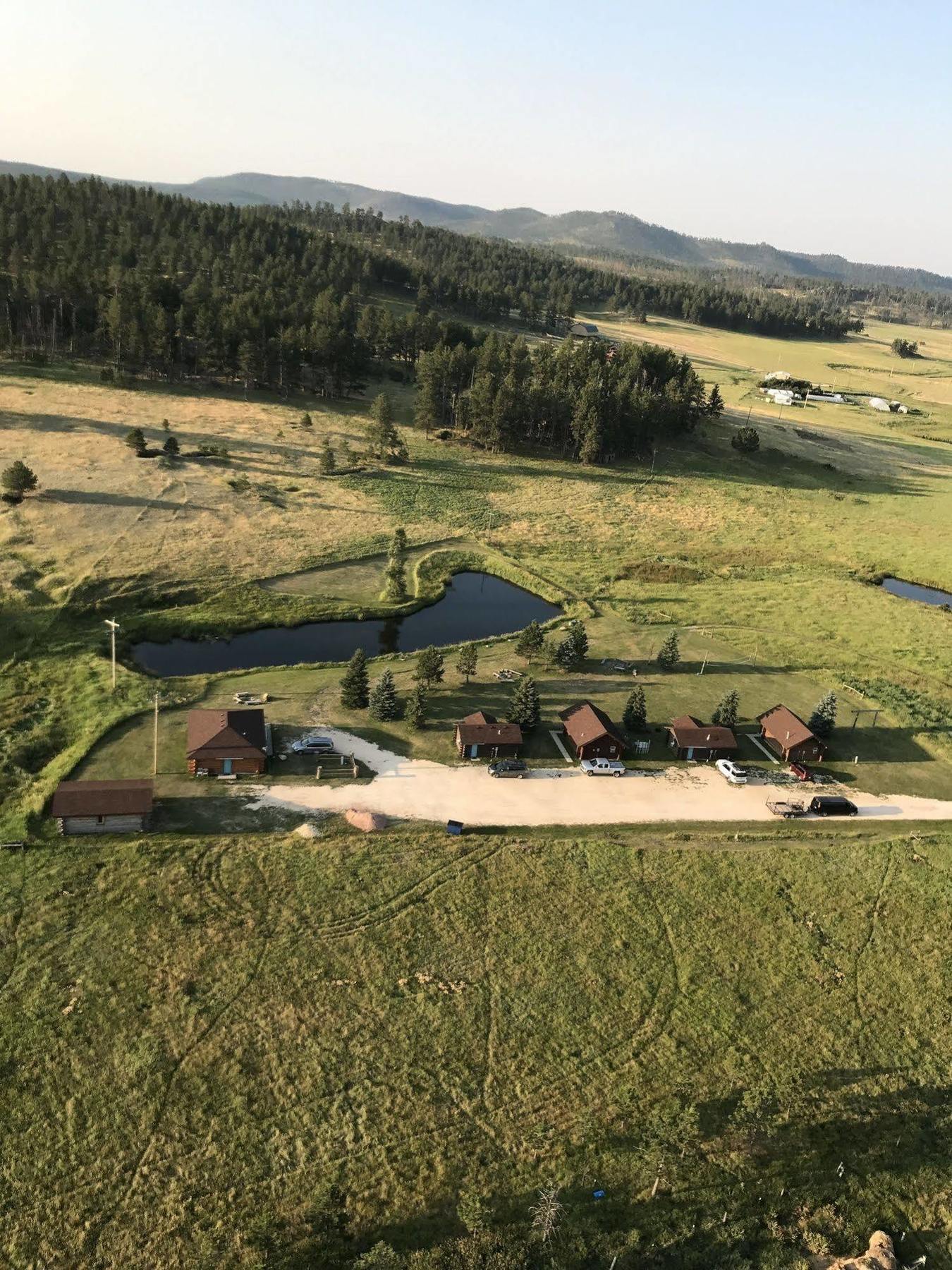 Gold Camp Cabins Custer Exterior photo